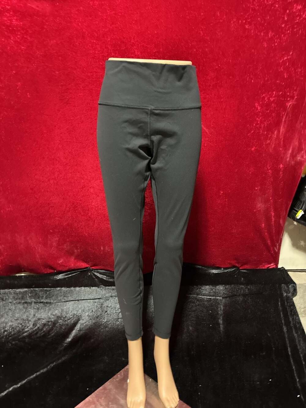 Lululemon Black High-Rise Leggings Size 12